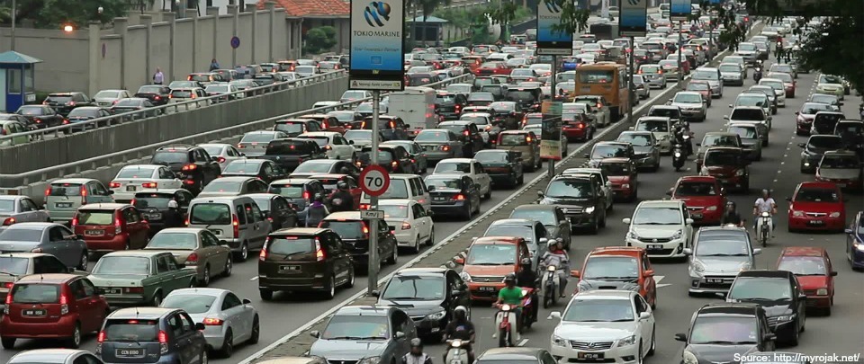 Talkback Thursday: Would you support the banning of cars to improve traffic conditions?