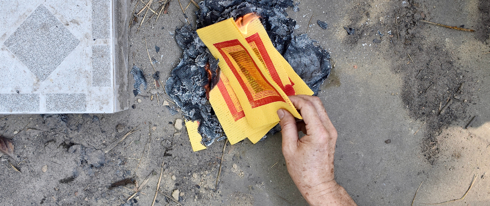 China Restricts Practice Of Burning Joss Paper