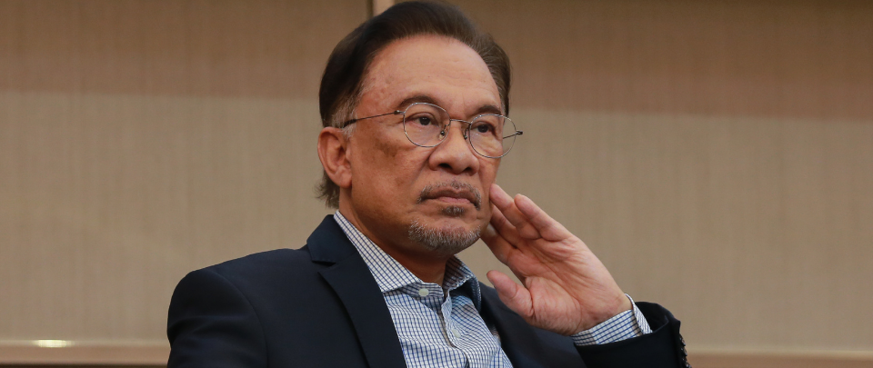 Anwar's Meeting With Agong - To Be Continued