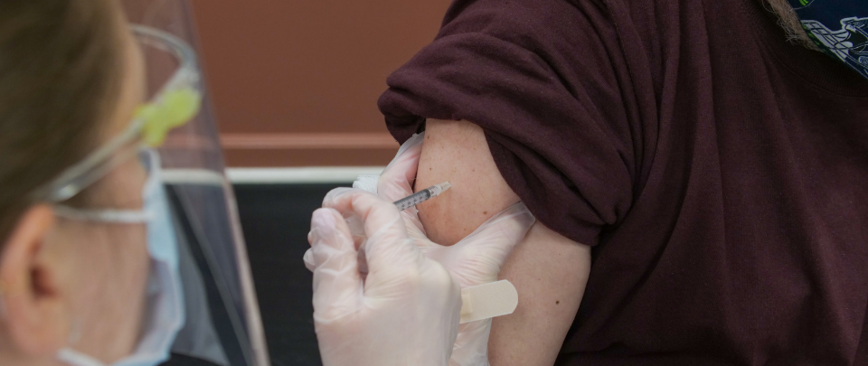 Should Employers Make Vaccinations Mandatory?