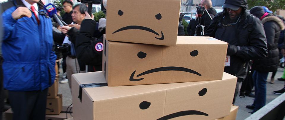 Amazon Warehouse Workers Begin Vote to Unionize