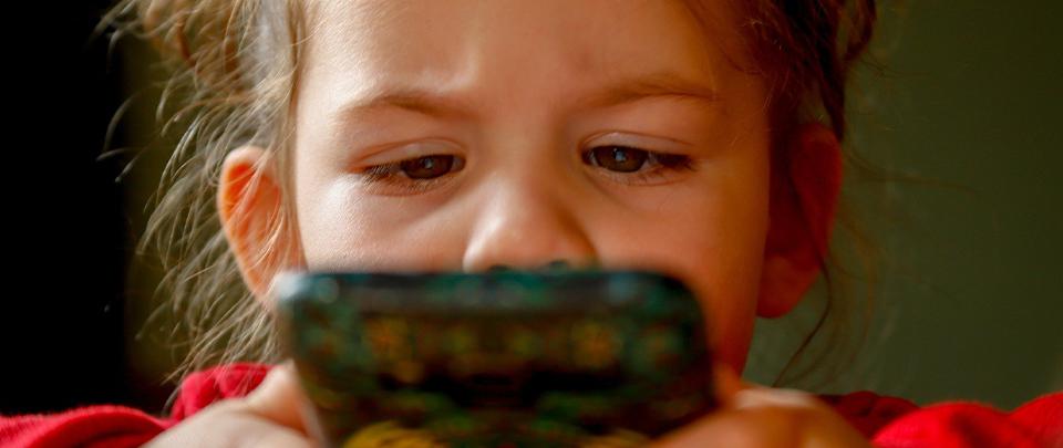 When Should Kids Have Personal Tech Devices?