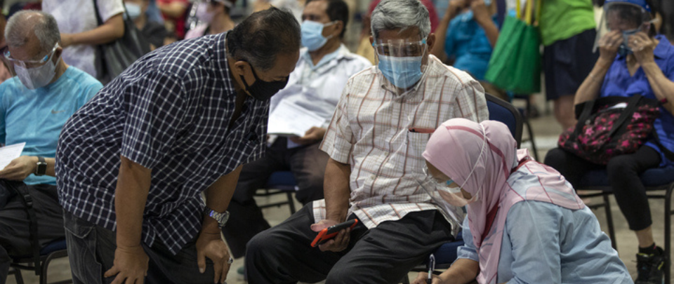 The Volunteers Driving The Vaccination