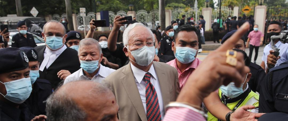 Najib Verdict, US Earnings, and the Gold Rally